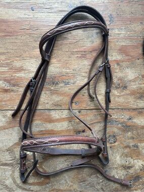Full sized fancy stitch bridle
